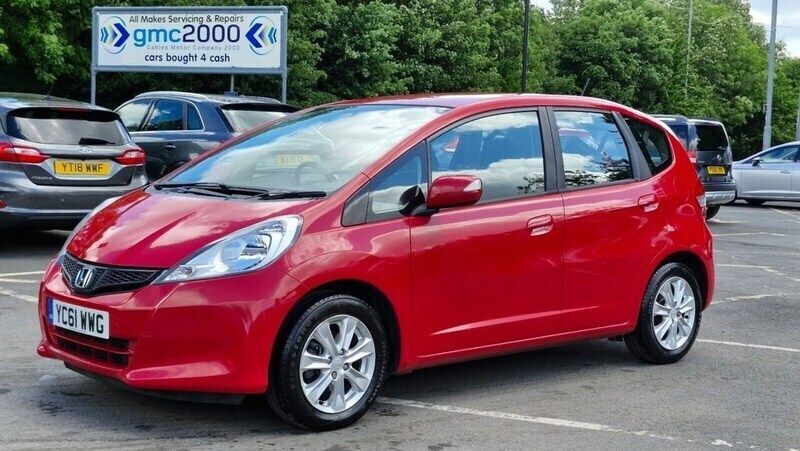 Red Used 2011 Honda Jazz ES Hatchback | £4,395 (Good price) - Image 1/4