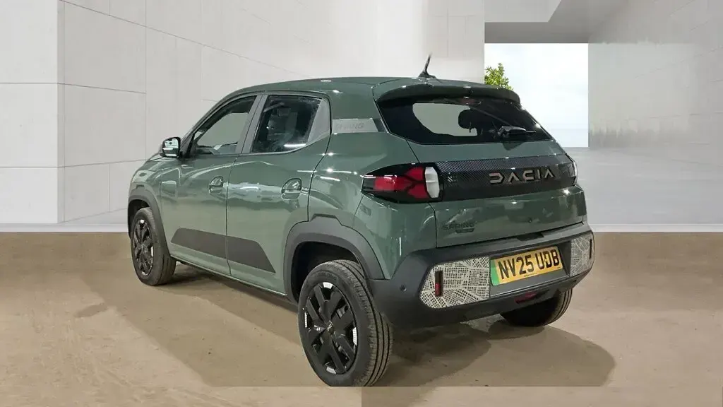 Used Dacia Spring Extreme 47 kW (65 HP) 2025 Green Hatchback