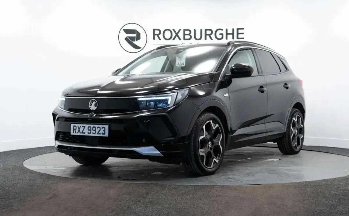 Used Vauxhall Grandland X Elite 130 HP (95 kW) 2022 Black SUV
