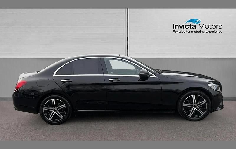 Used Mercedes C300 Premium Plus 258 HP (189 kW) 2019 Black Sedan