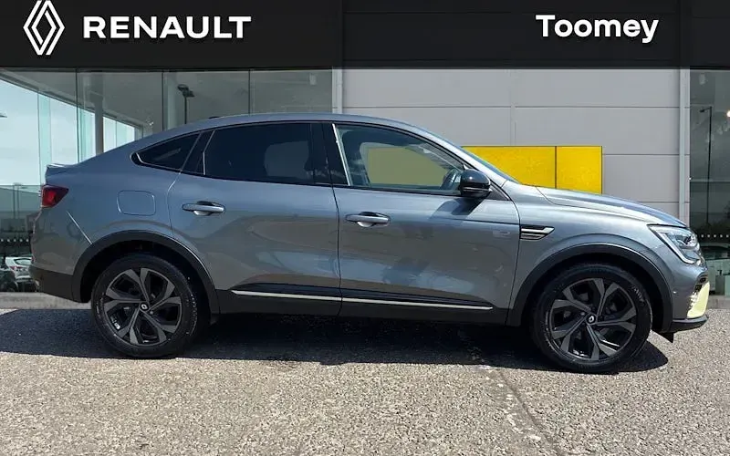 Used Renault Arkana Engineered 143 HP (105 kW) 2023 Grey  SUV