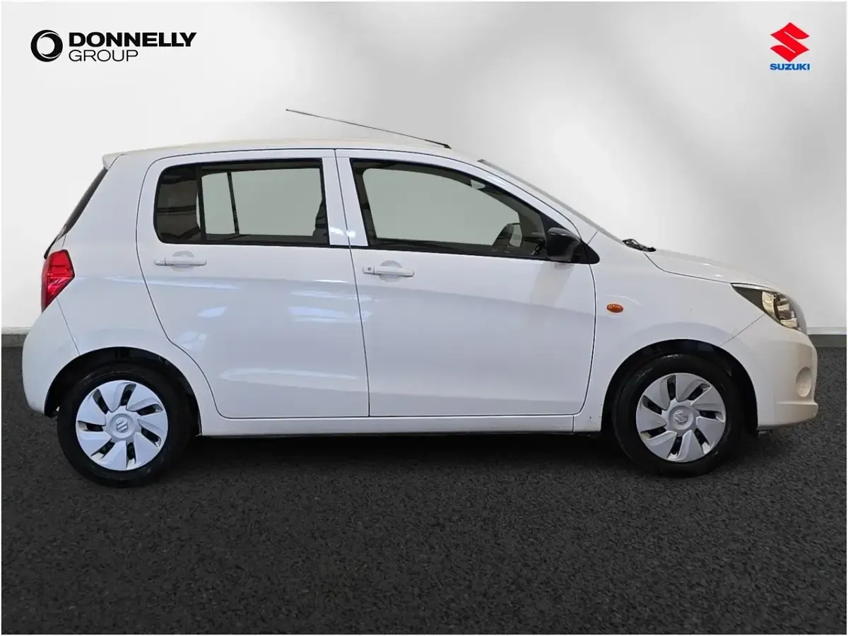 Used Suzuki Celerio 68 HP (50 kW) 2019 Superior white Hatchback