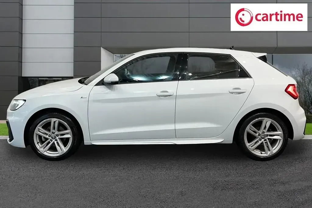 Usado Audi A1 Sportback S-Line 150 HP (110 kW) 2020 Branco Citadino