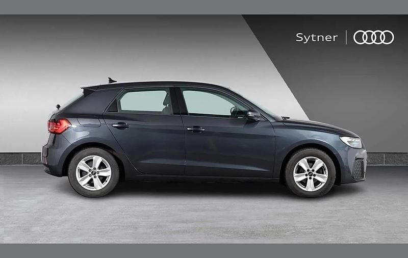 Used Audi A1 Design 94 HP (69 kW) 2021 Grey SUV