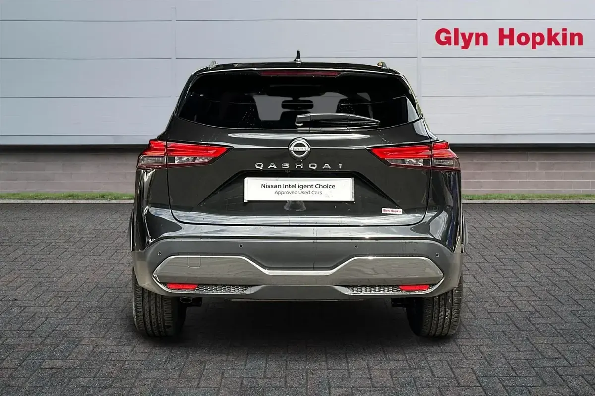 Used Nissan Qashqai Tekna 140 HP (102 kW) 2023 Black SUV