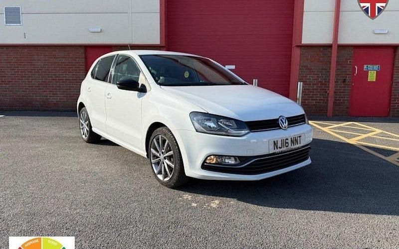 Used VW Polo Design 90 HP (66 kW) 2015 Hatchback