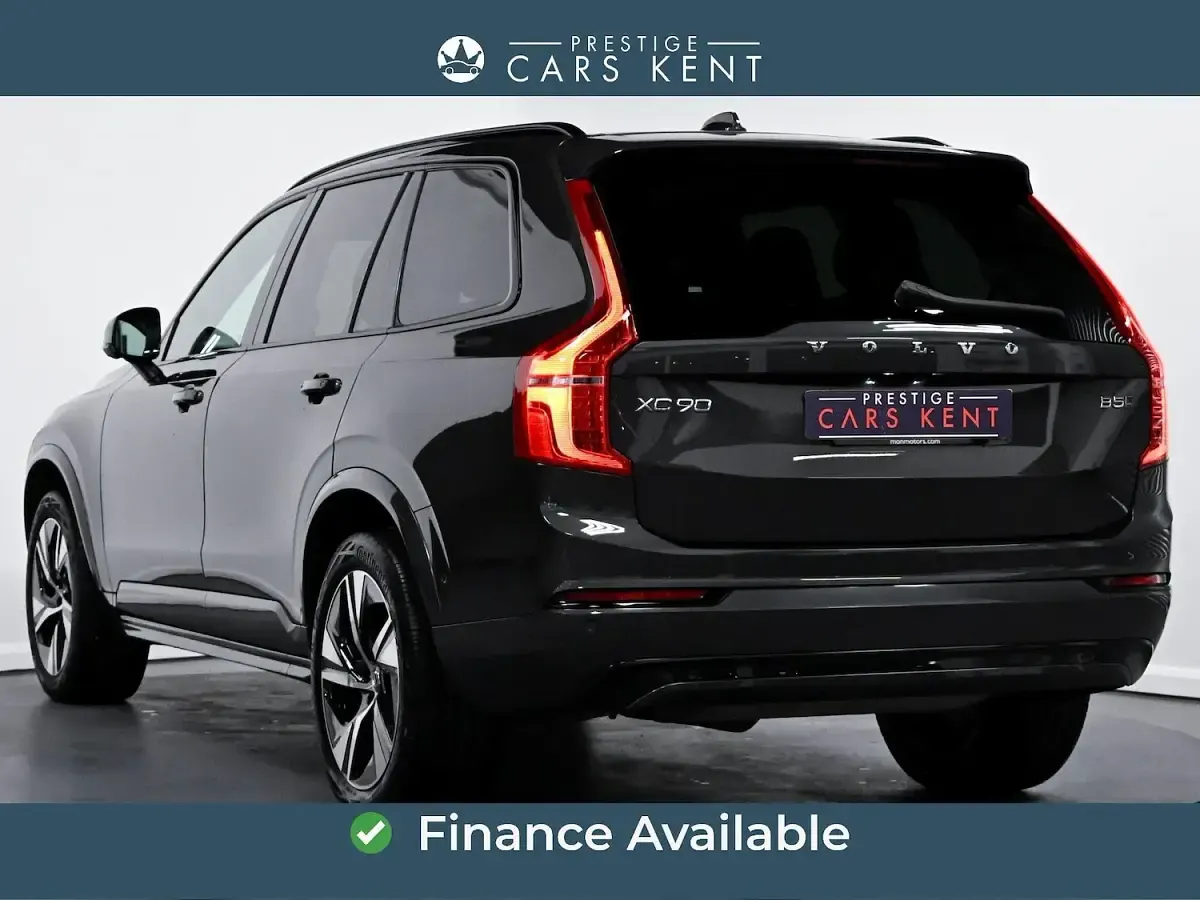 Used Volvo XC90 Plus 250 HP (183 kW) 2024 Grey SUV