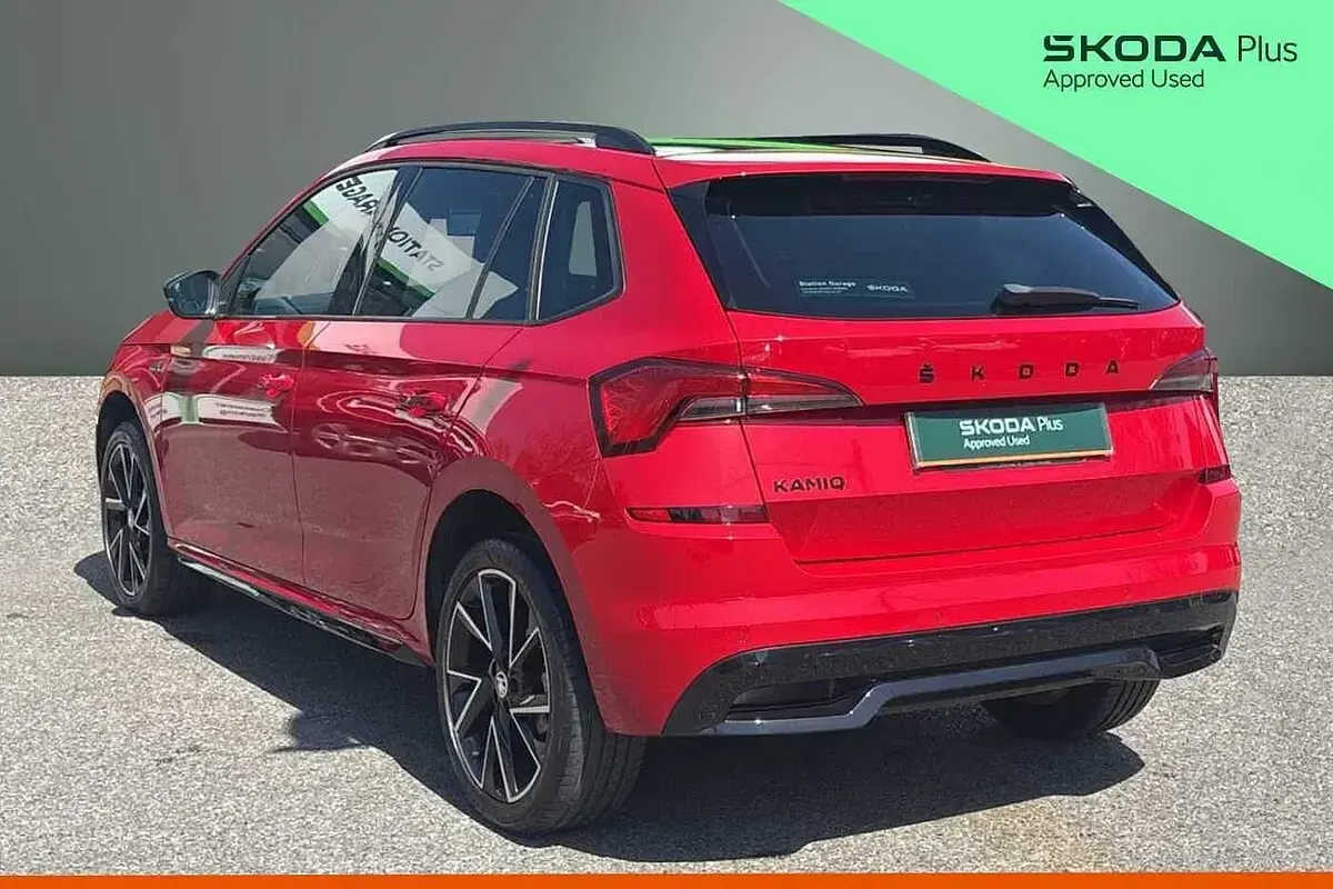 Used Skoda Kamiq Monte Carlo 110 HP (80 kW) 2021 Velvet red metallic SUV