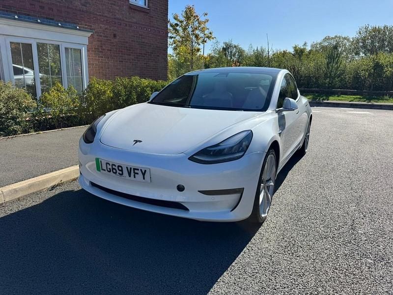 White Used 2019 Tesla Model 3 Performance Sedan | £11,995 (Fair price) - Image 1/4