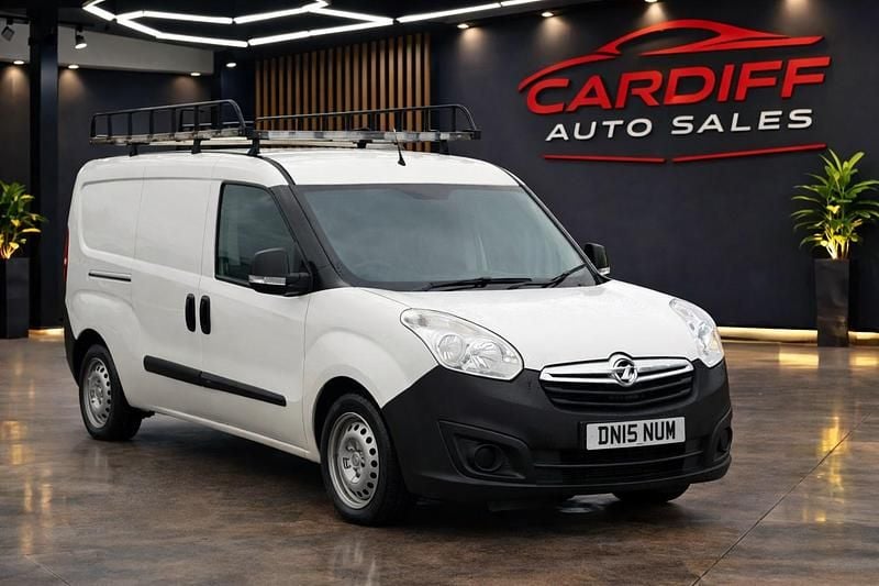 Second-hand Vauxhall Combo 2015 Alb Van