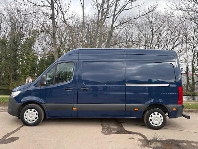 Used Mercedes Sprinter Premium 2022 Blue Van