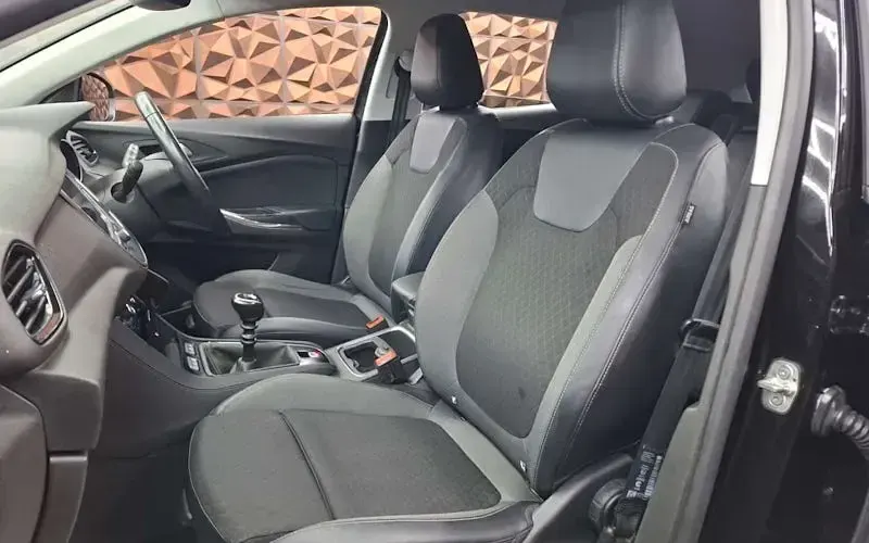 Used Vauxhall Grandland X SRi 131 HP (96 kW) 2020 Black SUV