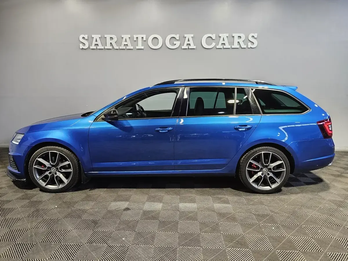 Used Skoda Octavia vRS 184 HP (135 kW) 2017 Blue Estate