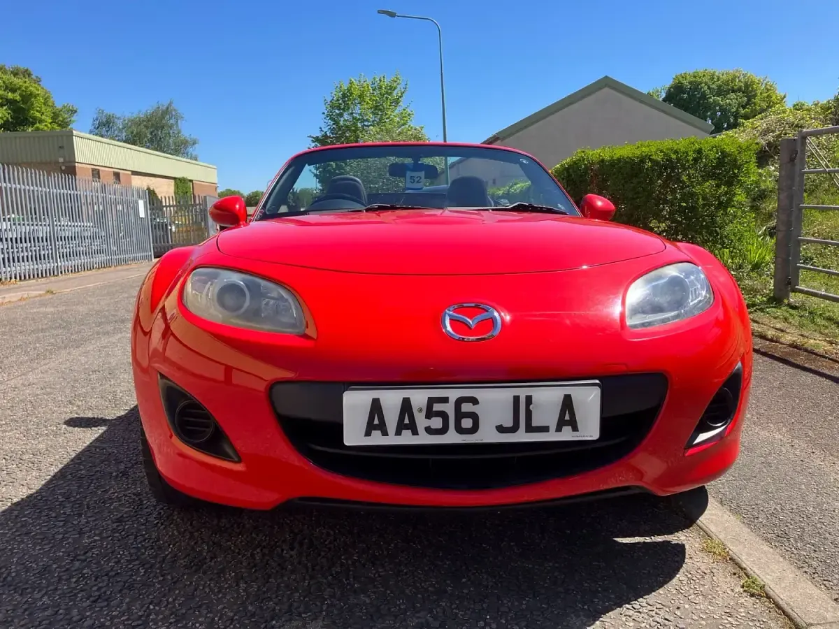Used Mazda MX5 126 HP (92 kW) 2009 Red Cabriolet