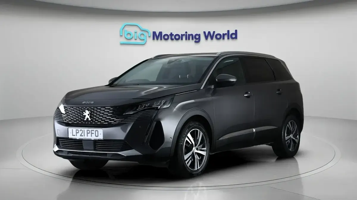 Used Peugeot 5008 Allure Premium 131 HP (96 kW) 2021 Grey SUV
