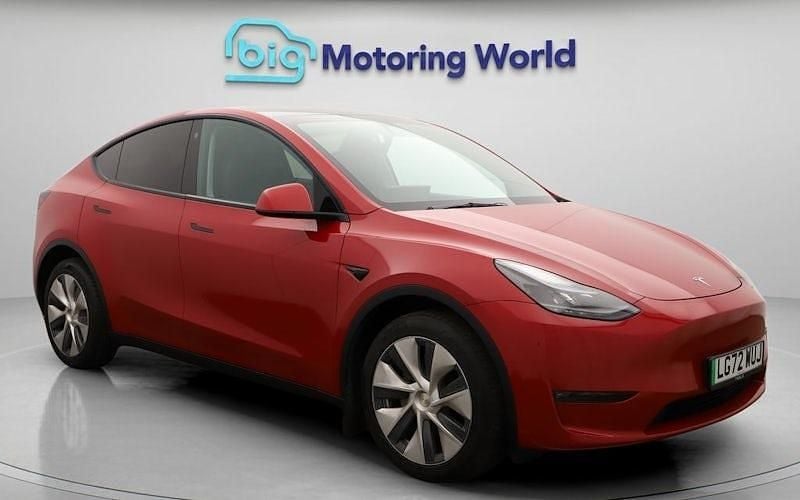 Used 2025 Tesla Model Y Long Range AWD SUV | £26,300 (Super price) - Image 1/4