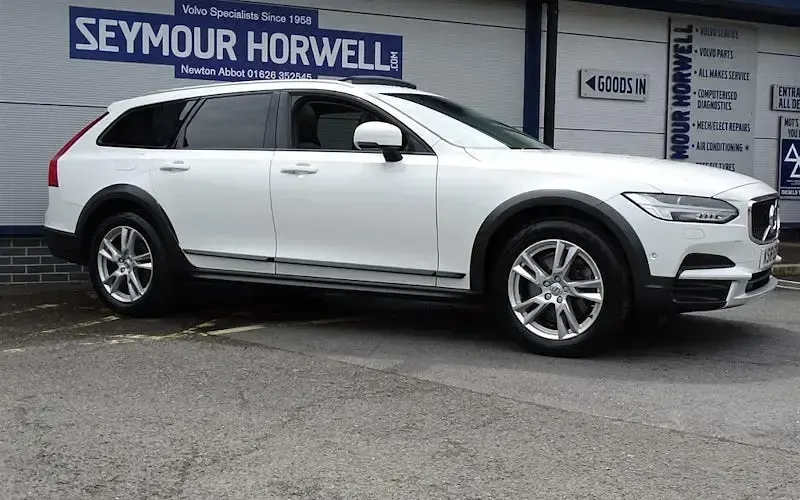 Usado Volvo V90 CC Pro 190 CV (139 kW) 2019 Familiar