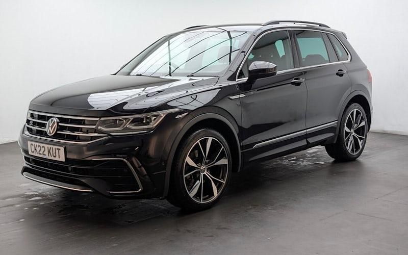 Used VW Tiguan R-line 150 HP (110 kW) 2022 Black SUV