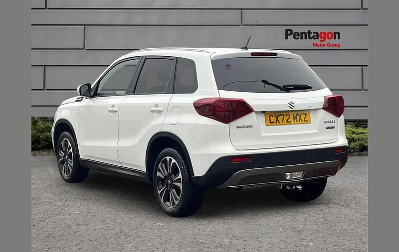 Used Suzuki Vitara SZ5 113 HP (83 kW) 2022 White SUV