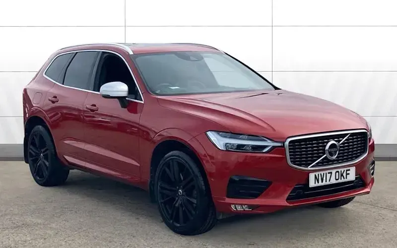Used Volvo XC60 R-Design Pro 190 HP (139 kW) 2019 SUV