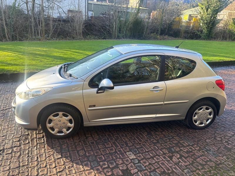 Used Peugeot 207 2008 Silver Hatchback