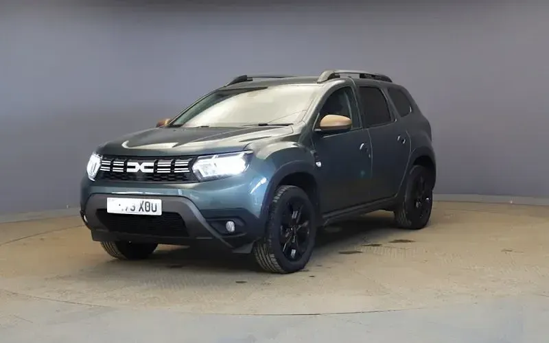 Used Dacia Duster Extreme 130 HP (95 kW) 2023 Green SUV