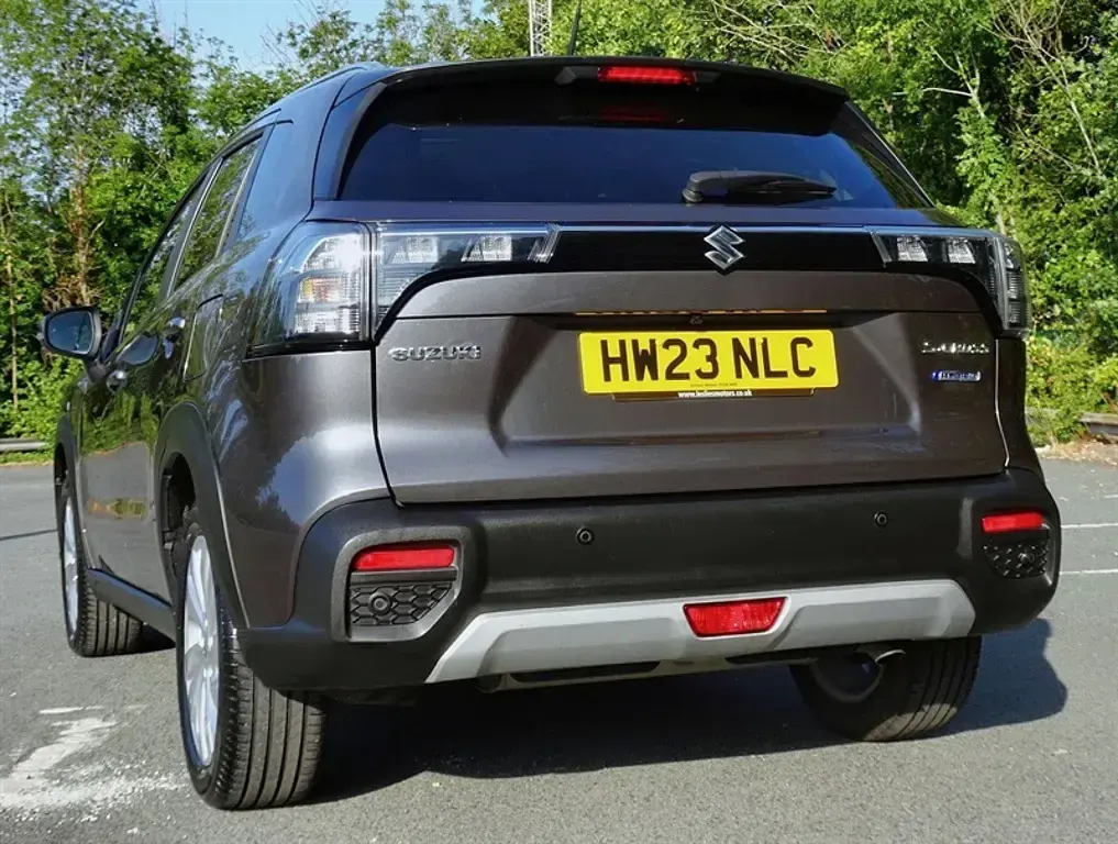 Used Suzuki SX4 S-Cross 129 HP (94 kW) 2023 Grey SUV