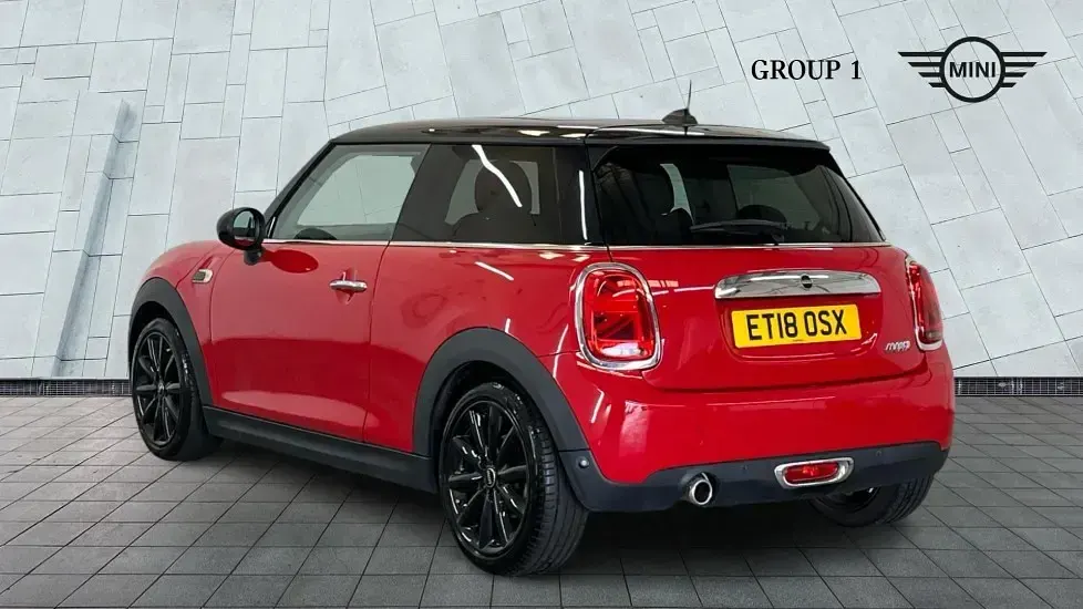 Usado Mini Cooper Hatch 136 HP (100 kW) 2018 Vermelho Citadino