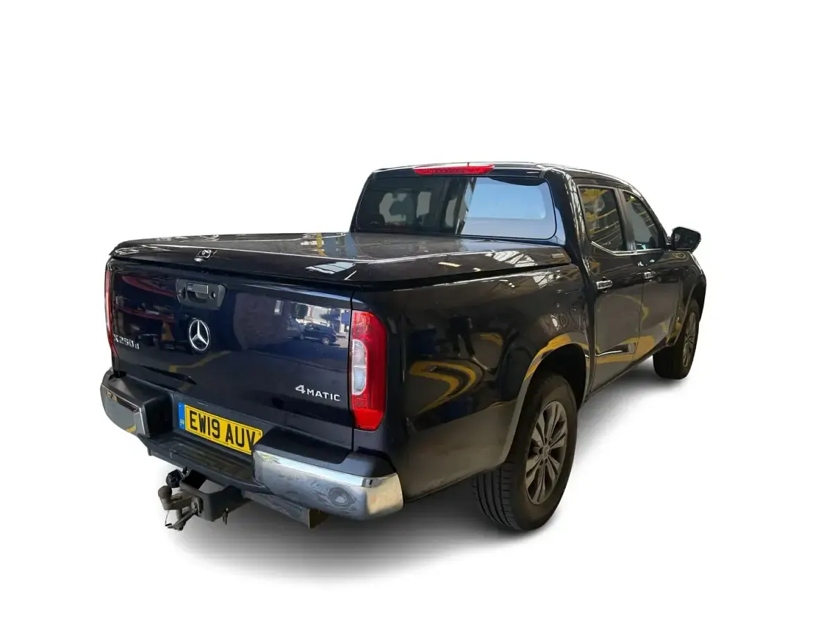 Used Mercedes X250 190 HP (139 kW) 2019 Blue Pickup