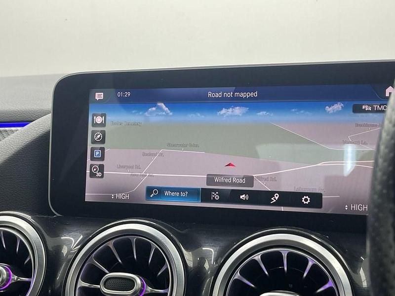 Used Mercedes B150 AMG line 2019 White MPV