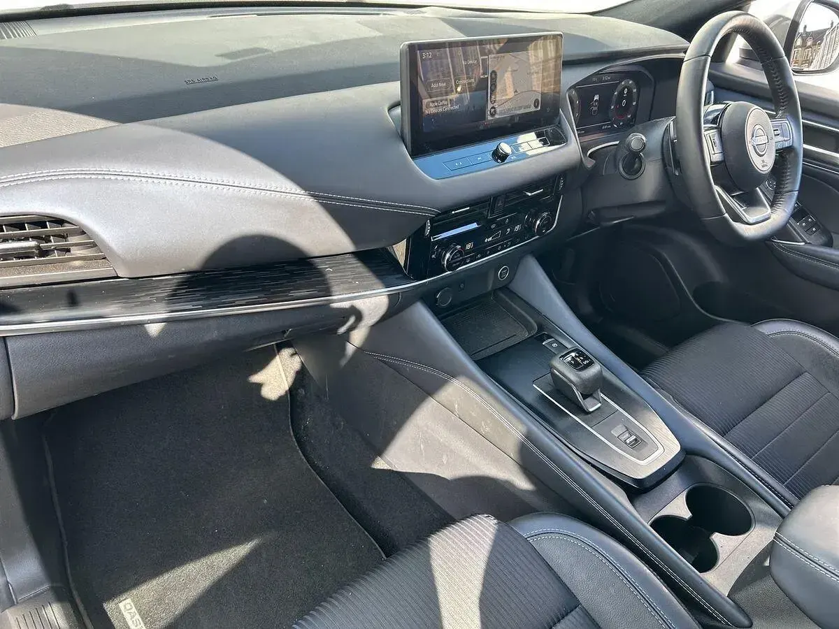 Used Nissan Qashqai S 158 HP (116 kW) 2022 Silver SUV