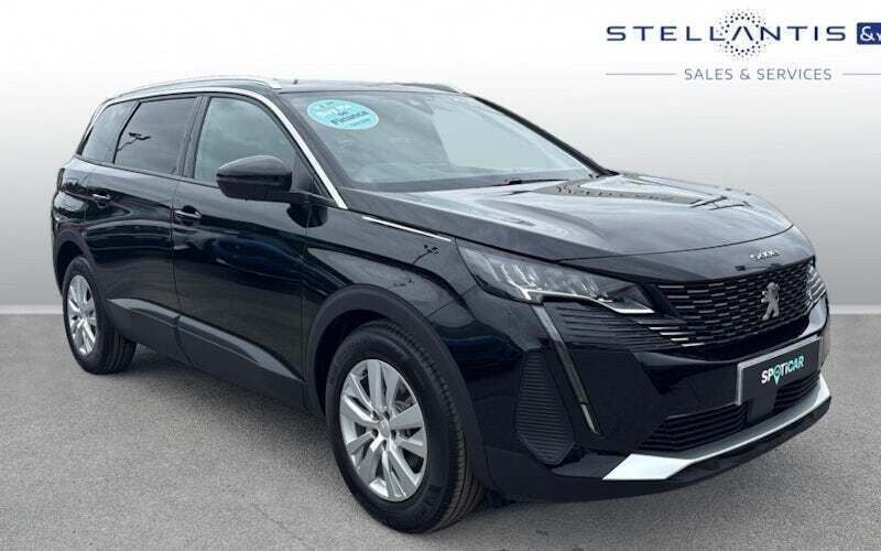 Black New 2024 Peugeot 5008 Active MPV | £28,606 (Super price) - Image 1/4