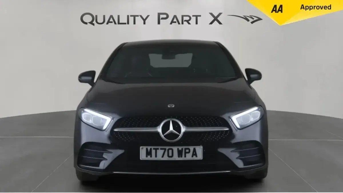 Second-hand Mercedes A200 AMG line 163 CP (119 kW) 2020 Negru Berlinǎ