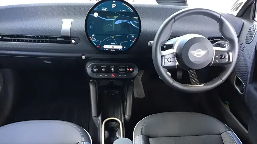 Used Mini Cooper Hatch 135 kW (184 HP) 2024 Silver Hatchback