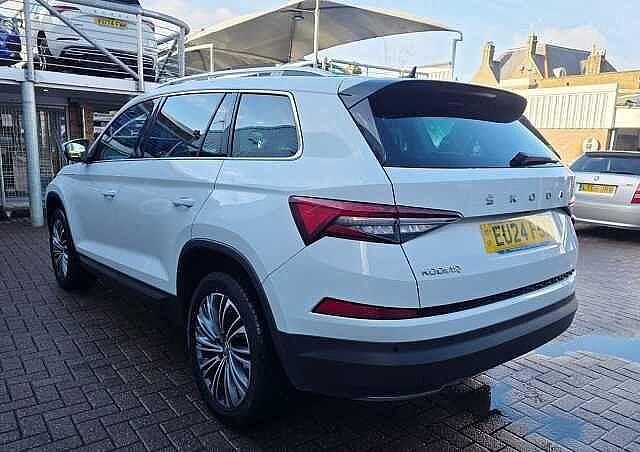 Used Skoda Kodiaq SE L Executive 150 HP (110 kW) 2024 Moon white metallic SUV