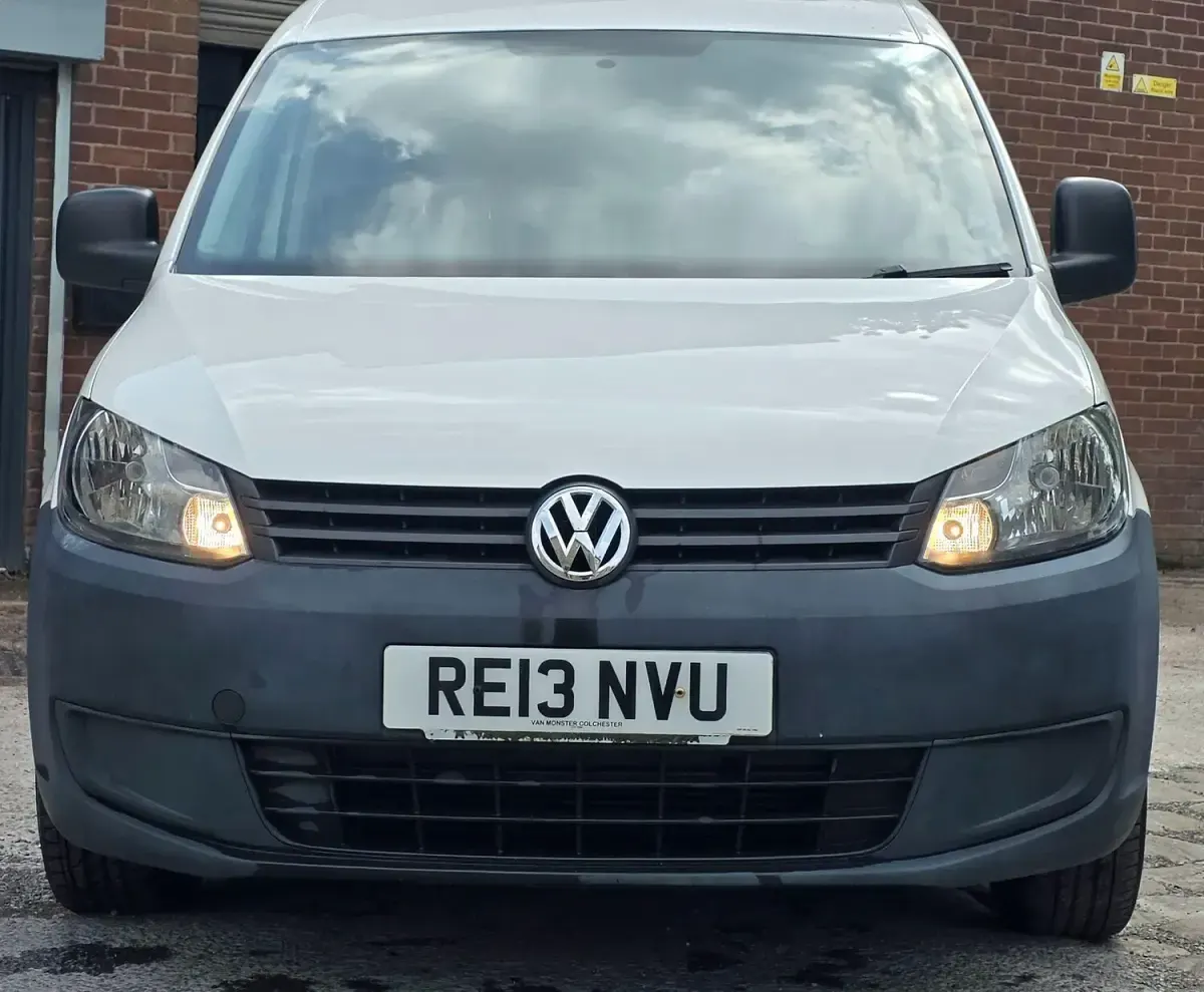 Used VW Caddy 75 HP (55 kW) 2013 White MPV