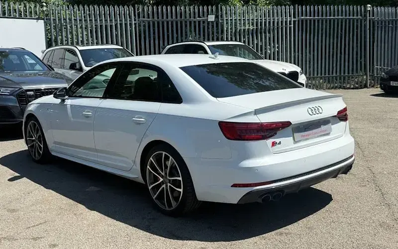 Used Audi S4 Design 354 HP (260 kW) 2017 White Sedan