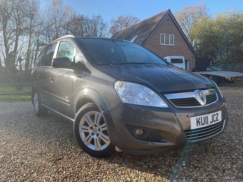 Grey Used 2011 Vauxhall Zafira Design Edition MPV | £1,995 (Fair price) - Image 1/4