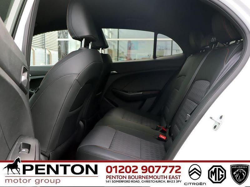 Used MG MG3 Trophy 191 HP (140 kW) 2025 White Hatchback