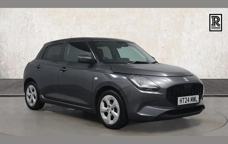 Usado Suzuki Swift 82 HP (60 kW) 2024 Cinzento Citadino