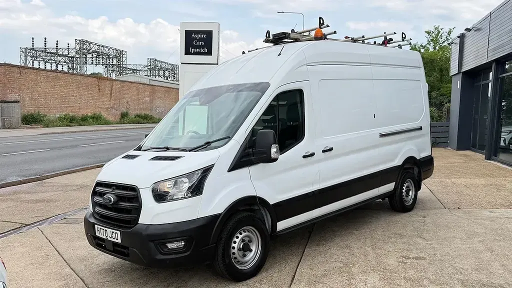 Used Ford Transit 130 HP (95 kW) 2021 White Van
