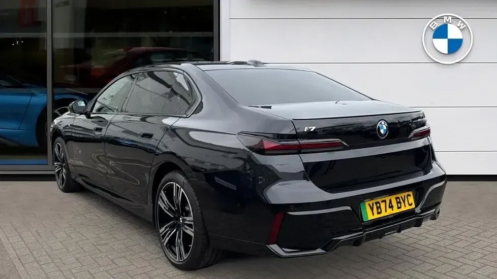 Used BMW i7 M Sport 330 kW (449 HP) 2024 Black Sedan