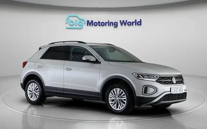 Używany VW T-Roc S 150 KM (110 kW) 2023 Szary SUV