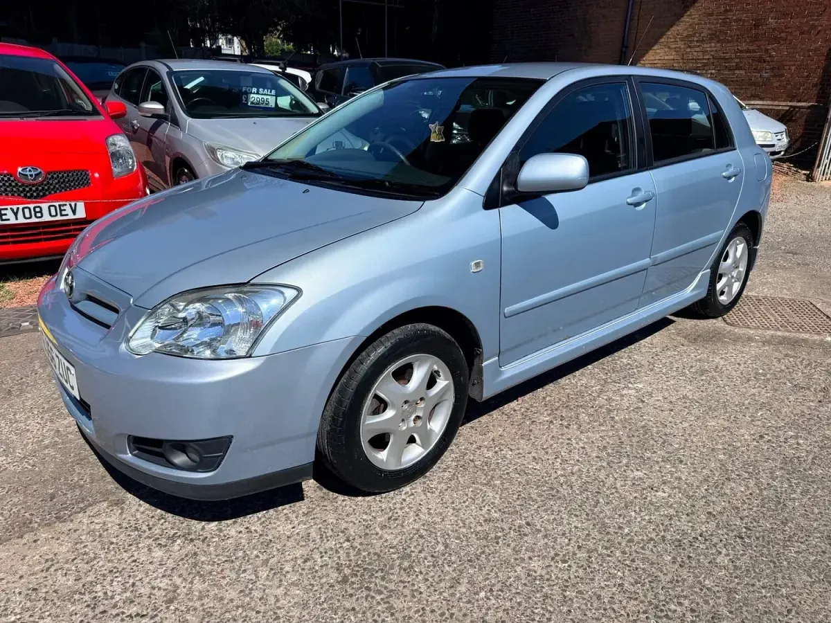 Used Toyota Corolla 2006 Blue Hatchback