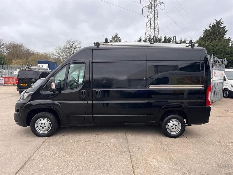 Used Peugeot Boxer 130 HP (95 kW) 2019 Black Van