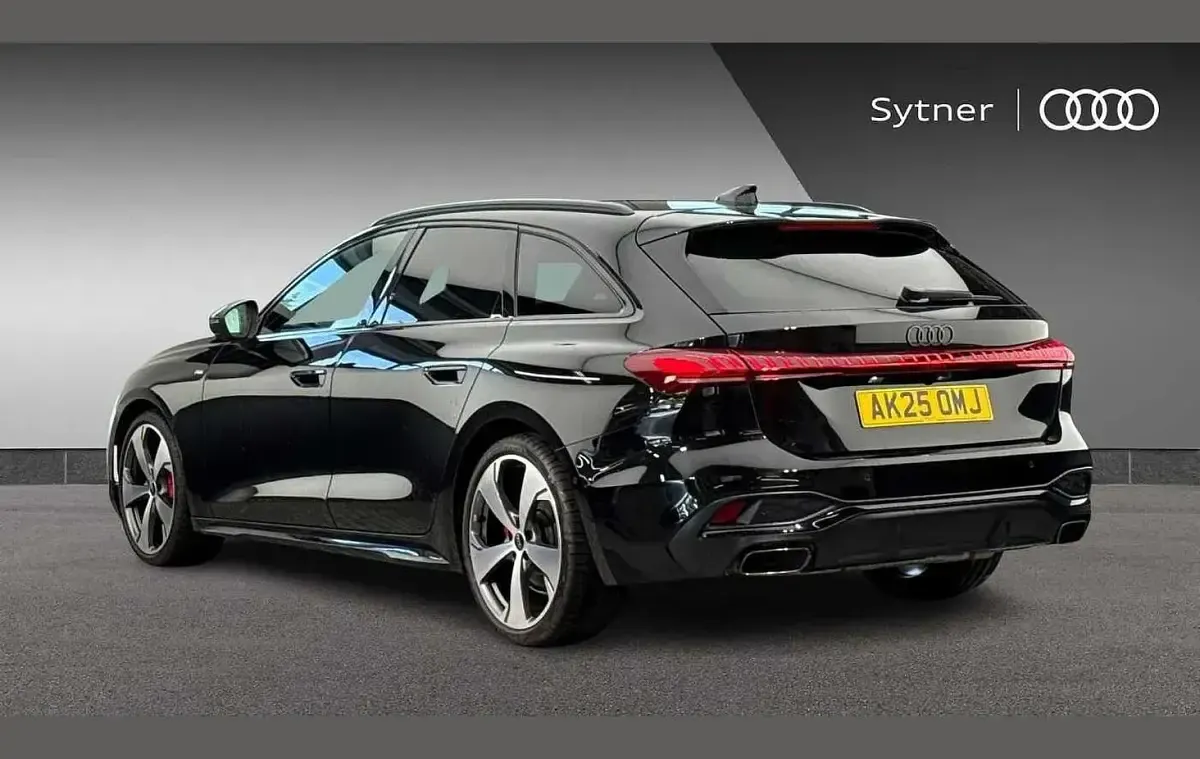 Used Audi A5 Advanced 200 HP (147 kW) 2025 Black Estate