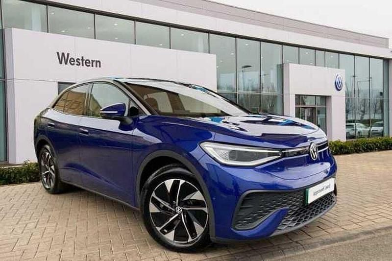 Blue Used 2024 VW ID.5 Pro SUV | £29,498 (Fair price) - Image 1/4