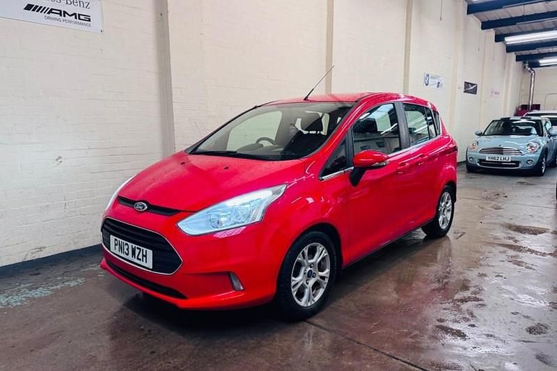 Red Used 2013 Ford B-MAX Zetec MPV | £2,750 (Fair price) - Image 1/1