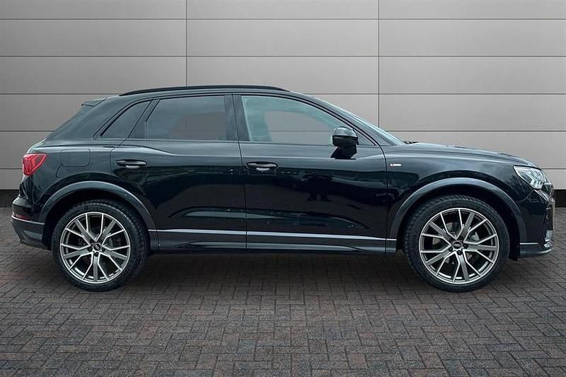 Used Audi Q3 Black Edition 150 HP (110 kW) 2025 Arkona white SUV