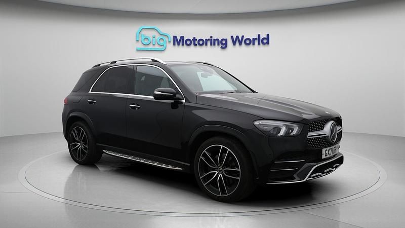Black Used 2021 Mercedes GLE400 AMG line Estate | £44,700 (Fair price) - Image 1/4